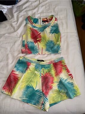Tropical Palm Print Crop Top & Short Set - Multicolor
